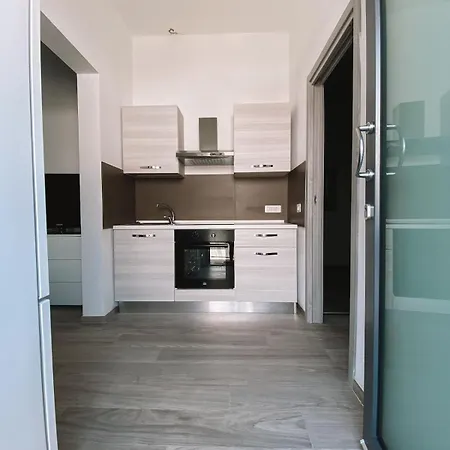 Casina Viareggina 2 度假居 *